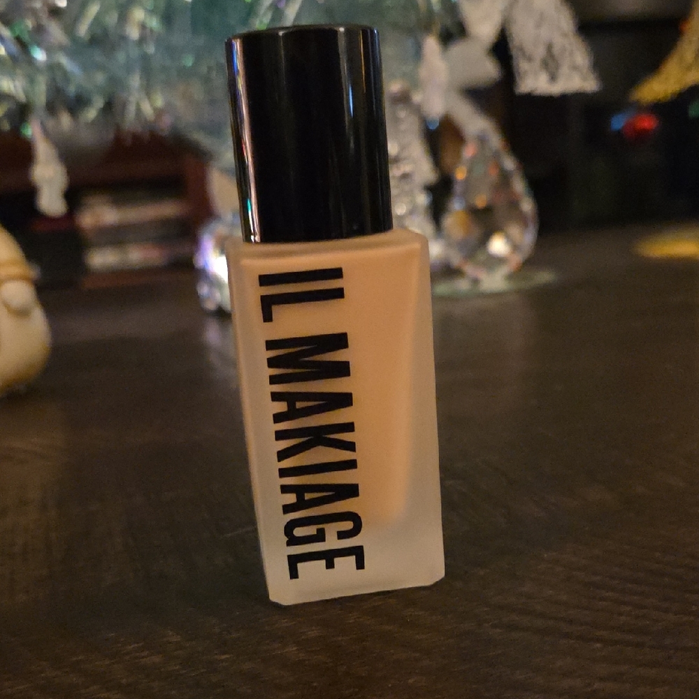 IL MAKIAGE Foundation - Creamy Beige
